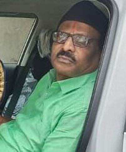 केंद्रीय मंत्री प्रल्हाद जोशी के भाई, भतीजा गिरफ्तार