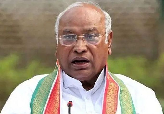 एआईसीसी अध्यक्ष खरगे ने प्रधानमंत्री मोदी के कदम पर जताई आपत्ति