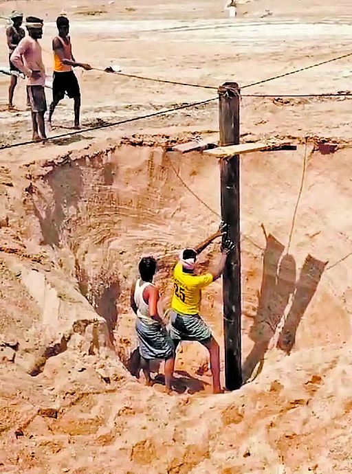 सूखी वेदावती-हगरी नदी, पानी के लिए नदी में पाइप