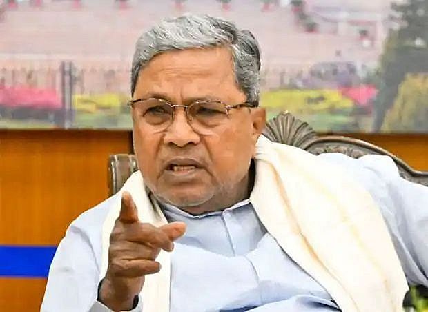 जन आक्रोश यात्रा निकाल रही भाजपा में कोई गरिमा नहीं