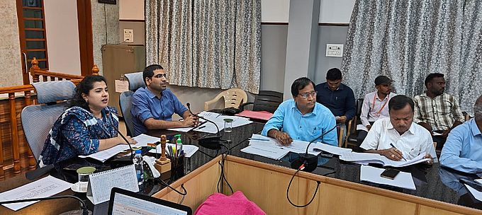 केकेआरडीबी के कार्यों को प्राथमिकता से पूरा करें
