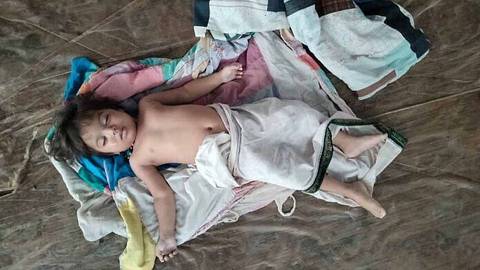 खाद के गड्ढे में गिरने से 2 वर्षीय बच्ची की मौत