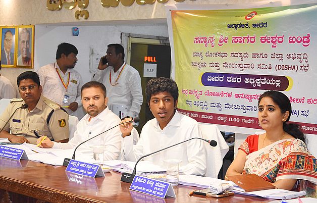 हृदयाघात के प्रति सचेत करें, जागरूकता फैलाएं