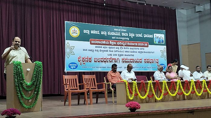 शिक्षा केवल अंक अर्जित करने का तरीका नहीं, व्यक्तित्व का दर्पण है