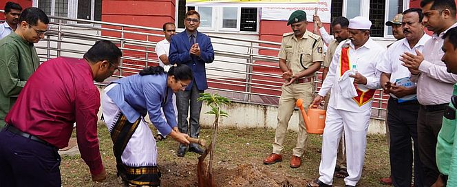 बच्चों को बेहतर वातावरण उपलब्ध कराएं