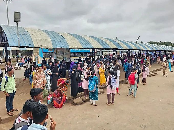 बेलगावी में अधिकांश बसें डिपो से बाहर नहीं निकली