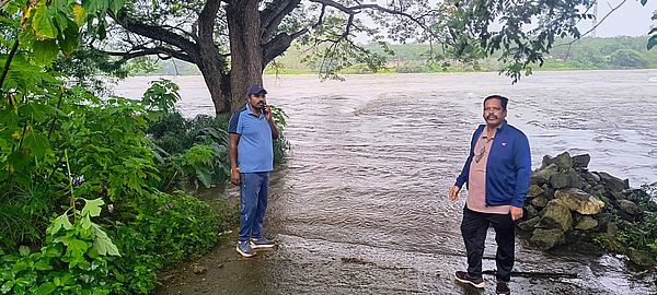 तुंगा और भद्रा बांधों से भारी जलप्रवाह