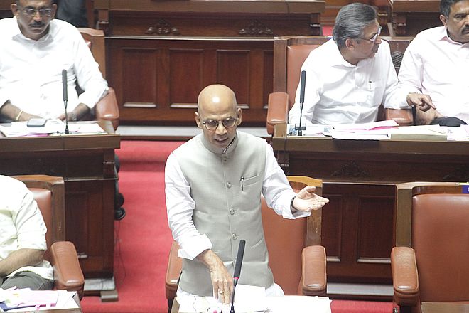 आंतरिक आरक्षण पर निर्णय होने तक रिक्तियों को नहीं भरा जाएगा