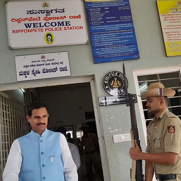 न्यायाधीश ने किया रिप्पनपेट पुलिस थाने का औचक निरीक्षण