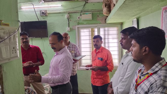 ई-खाता वितरण में भ्रष्टाचार, लोकायुक्त ने की छापेमारी