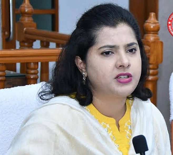 दुर्घटना पीड़ितों को त्वरित इलाज करें