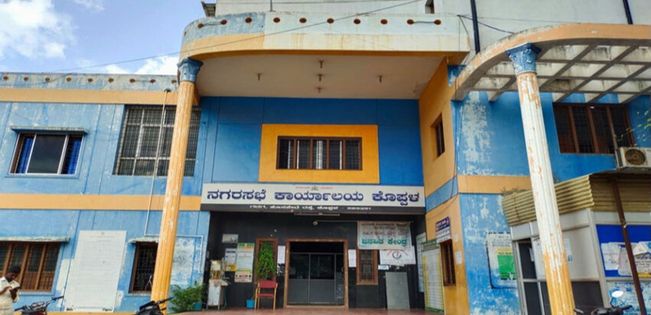 नगर पालिका अध्यक्ष के भाई के घर लोकायुक्त का छापा