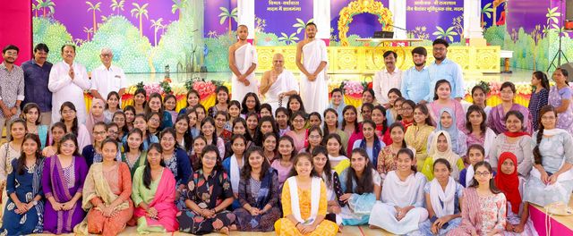 आयुर्वेद है हमारी प्रकृति और देश की संस्कृति