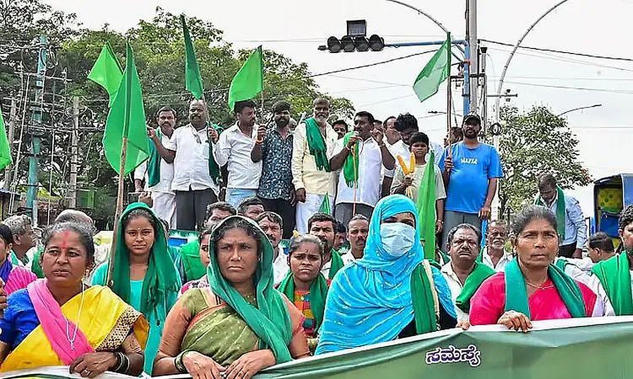 मक्का किसानों का आक्रोश बढ़ा