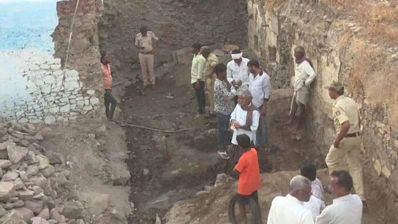 लक्कुंडी उत्खनन: नवपाषाण कुल्हाड़ी और नाग-सर्प प्रतिमा उजागर