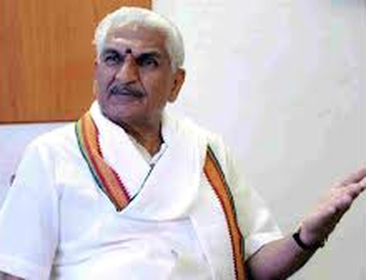 कल्लड़्क प्रभाकर भट्ट के खिलाफ दर्ज मामले पर हाईकोर्ट ने अंतरिम रोक लगाई