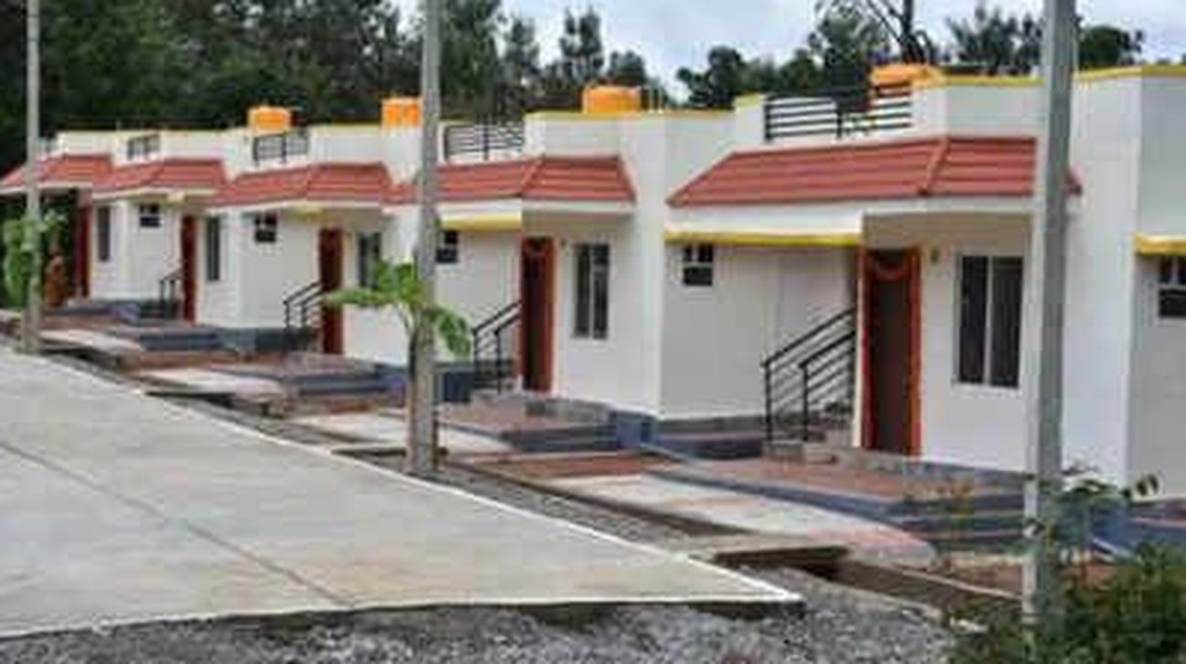 आवास और साइट के अभाव में हजारों परिवारों का सपना अधूरा