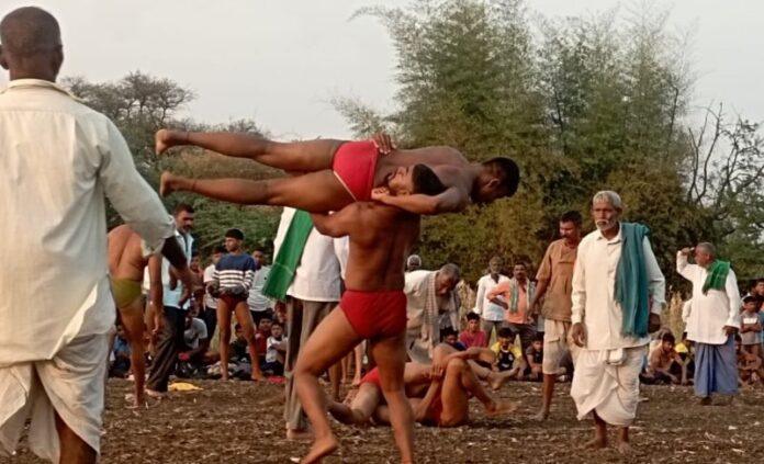 आधुनिक युग में भी बरकरार कुश्ती का जलवा