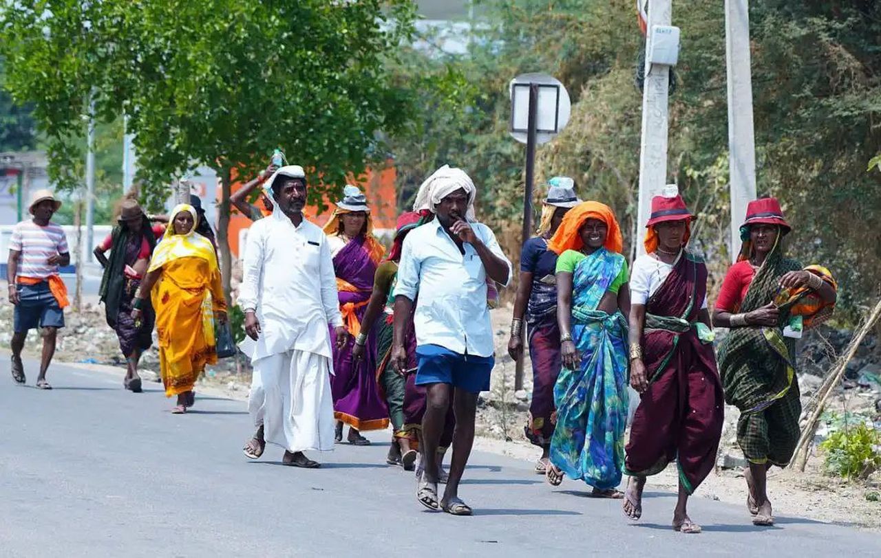 श्रीशैल दर्शन को उमड़ी आस्था की पदयात्रा