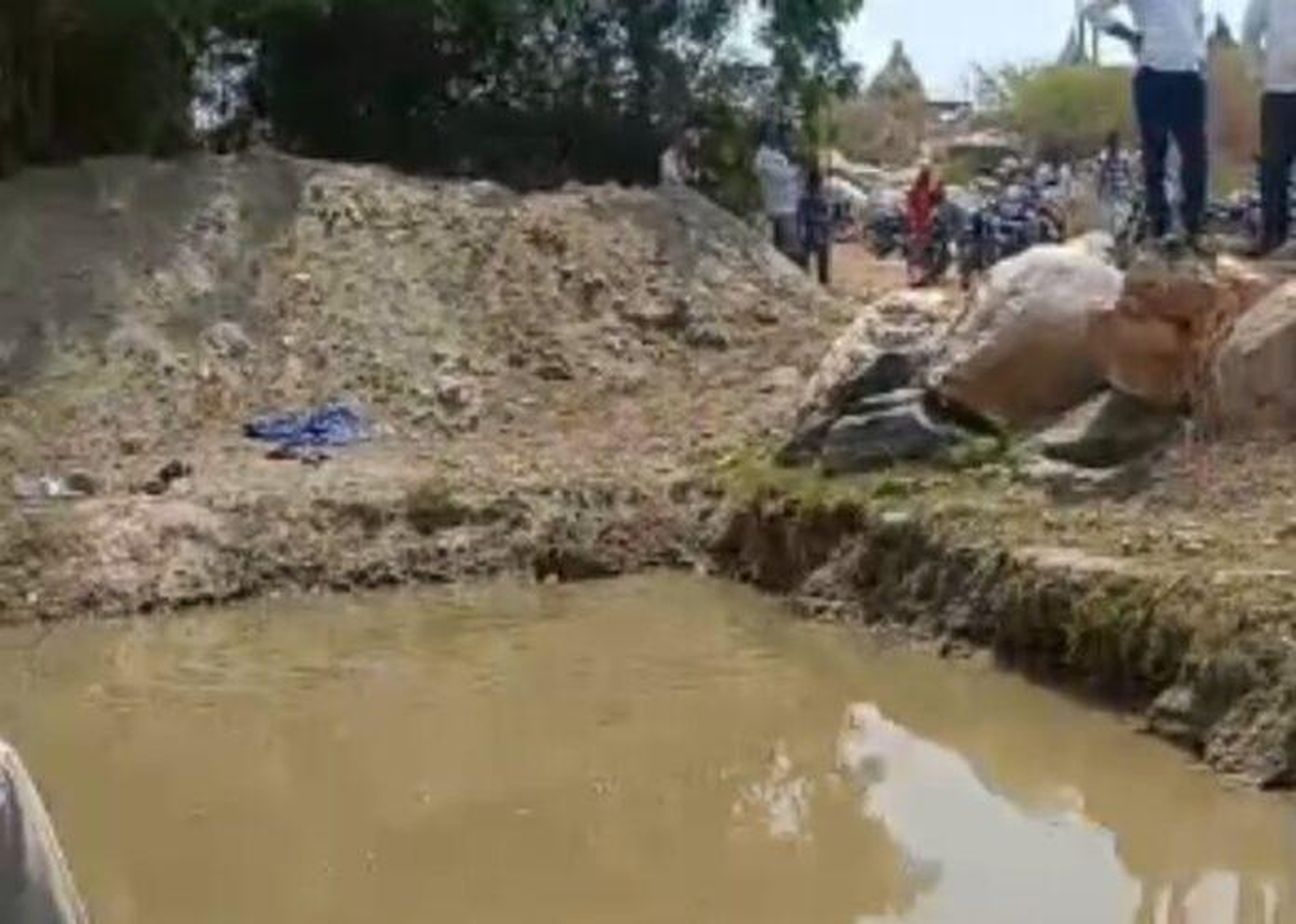 कृषि हौद में डूबने से चार मासूमों की मौत