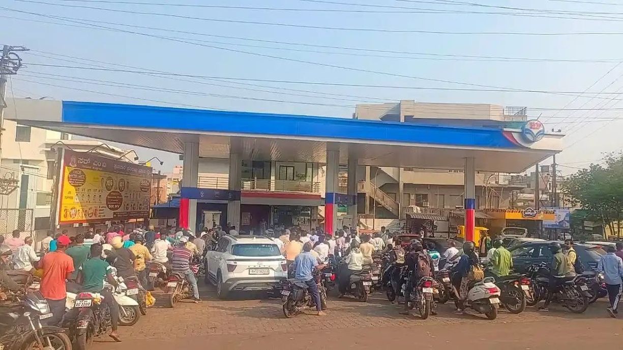बेलगावी-बैलहोंगल में पेट्रोल पंपों पर लंबी कतारें