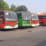 वेतन न मिलने पर संविदा बस चालकों की हड़ताल