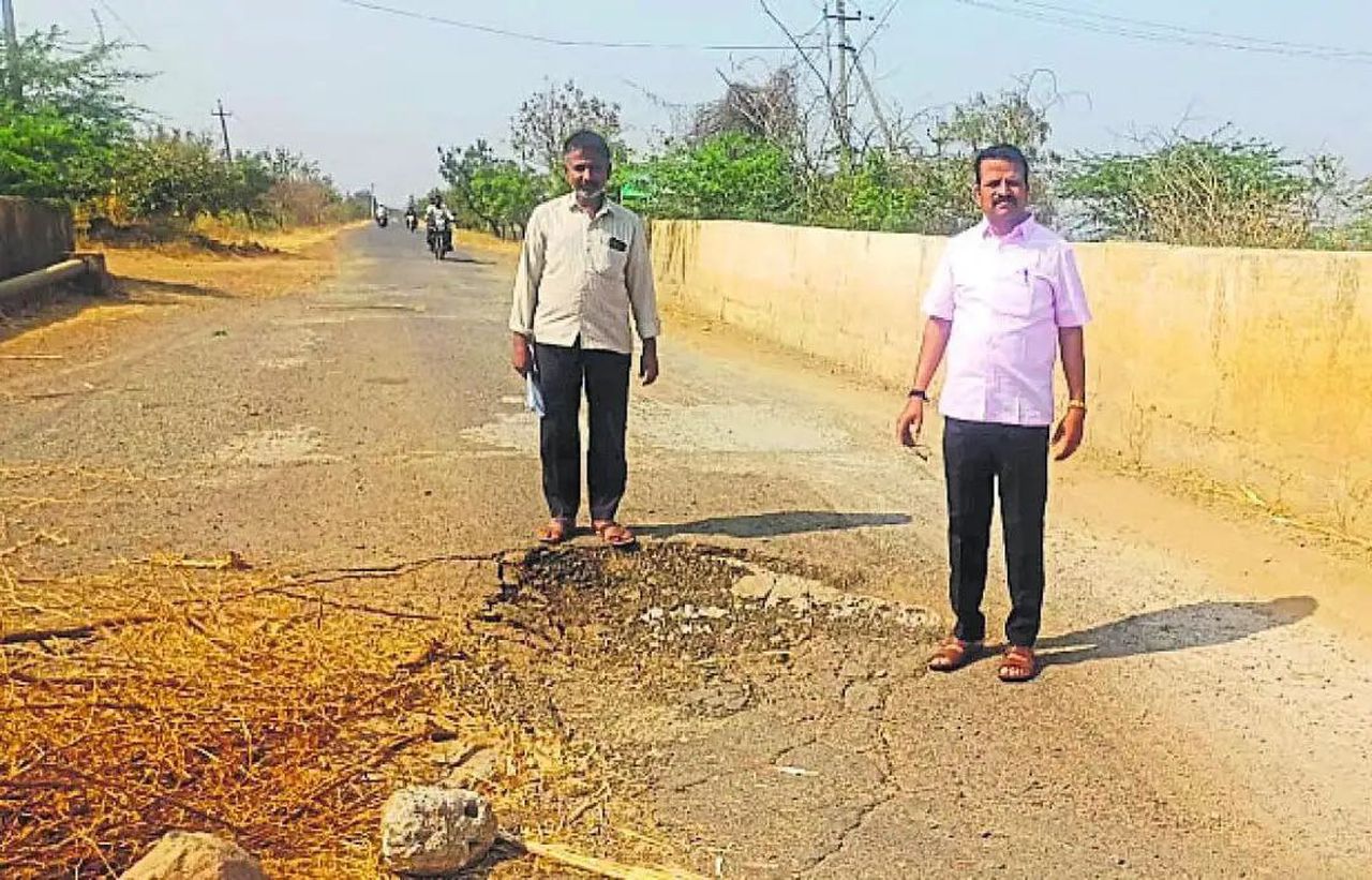 जर्जर पुल बना हादसों का कारण