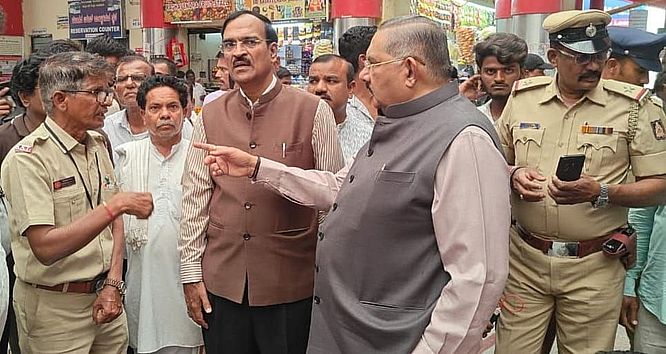 ओपेक अस्पताल में मानवाधिकार आयोग का औचक निरीक्षण