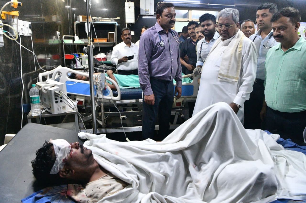 बेंगलूरु में बारिश का कहर: दीवार गिरने से सात लोगों की मौत