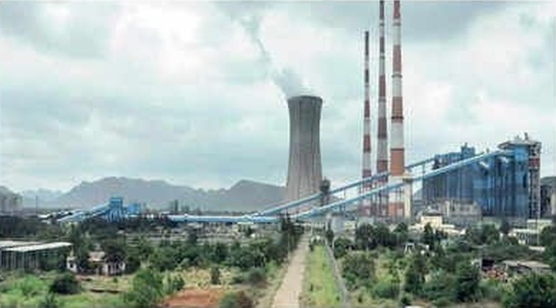 भीषण गर्मी में बिजली की मांग चरम पर