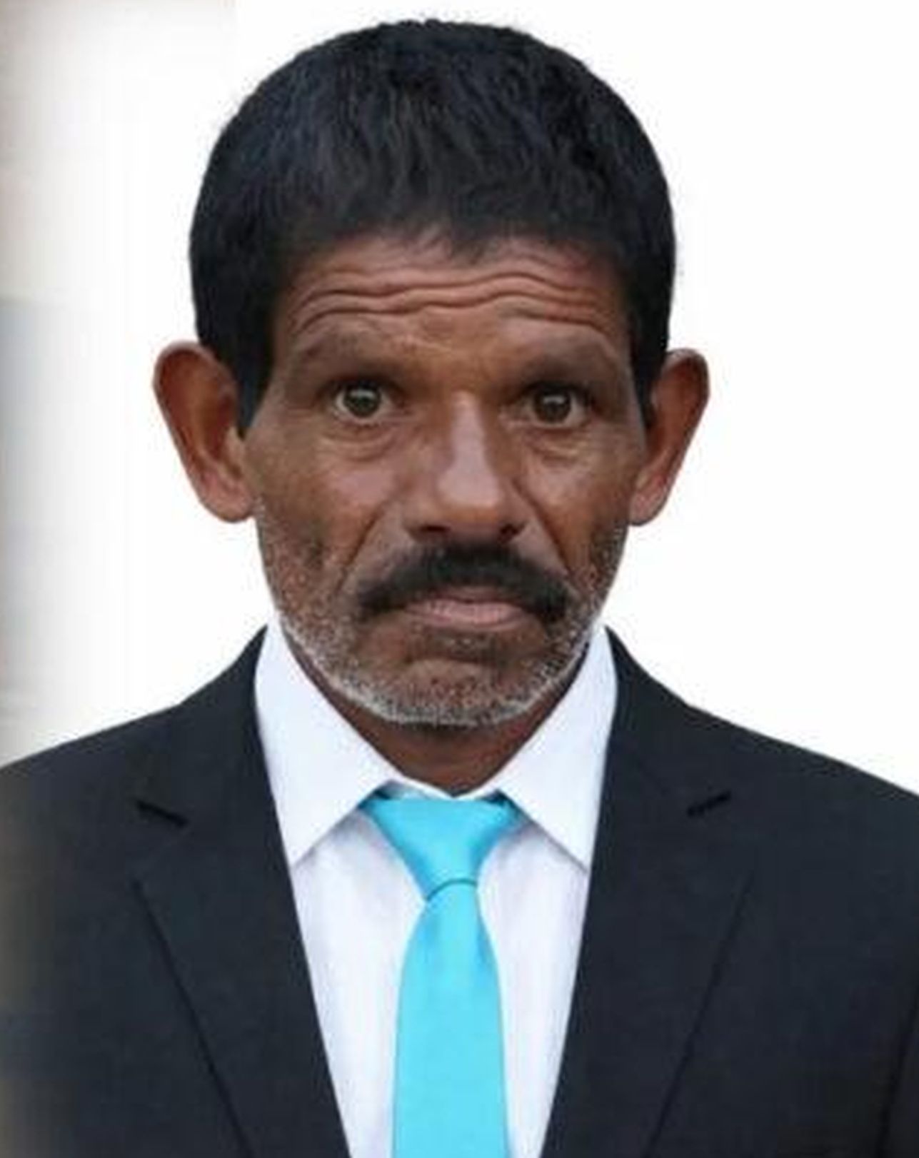 पति के शव के साथ 10 दिन तक रही पत्नी