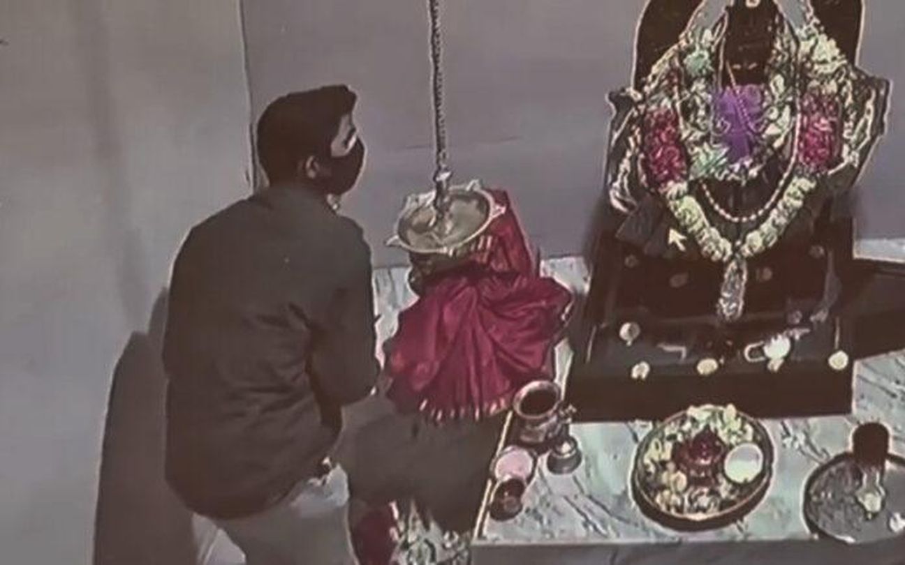 कलबुर्गी के एक मंदिर में चोरी