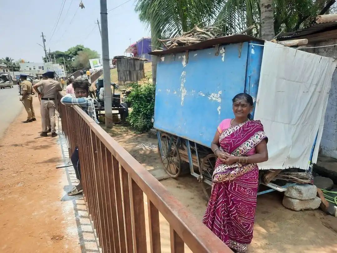 सीएम दौरे से पहले राणेबेन्नूर में दुकानों पर ताले