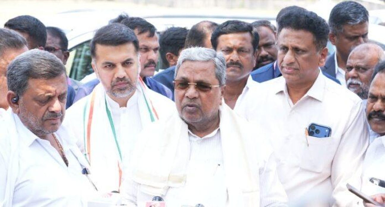 "राज्य दिवालिया नहीं, विकास की राह पर"