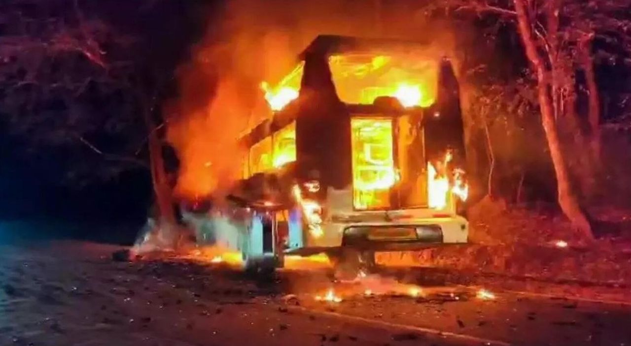 कर्नाटक में 4 महीनों में 5 बसों में आग, घाट मार्गों पर बढ़ा खतरा