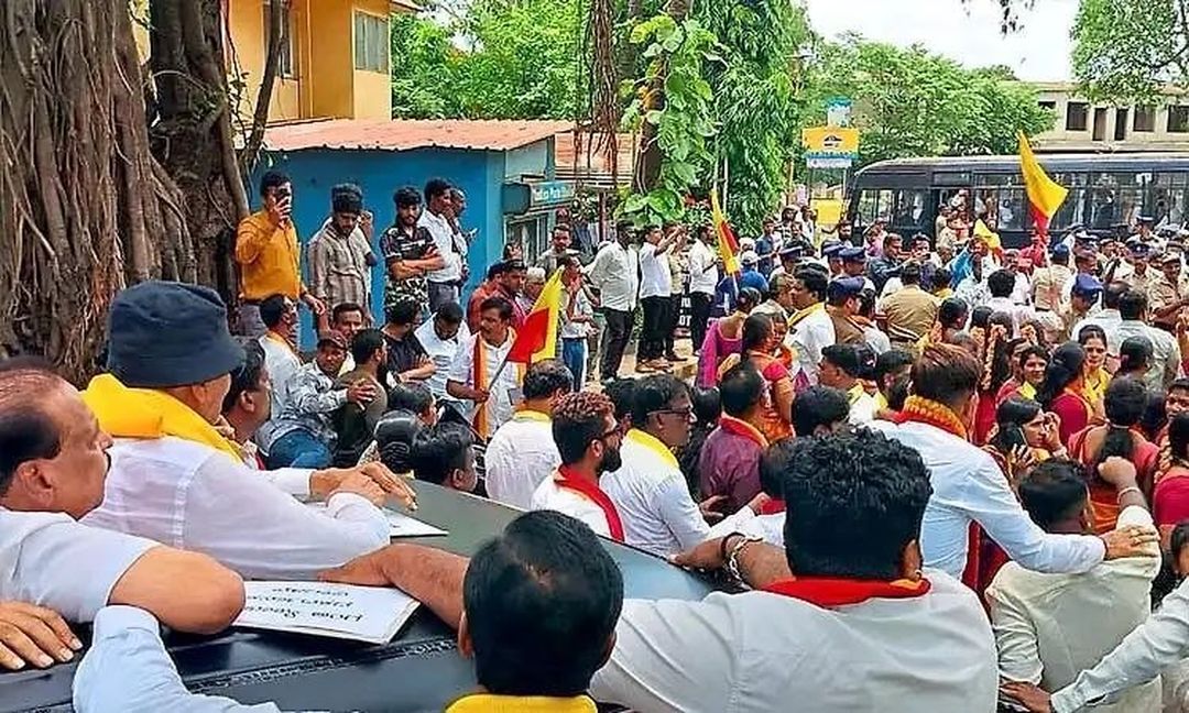 बेलगावी में कन्नड़ संगठनों का उग्र प्रदर्शन