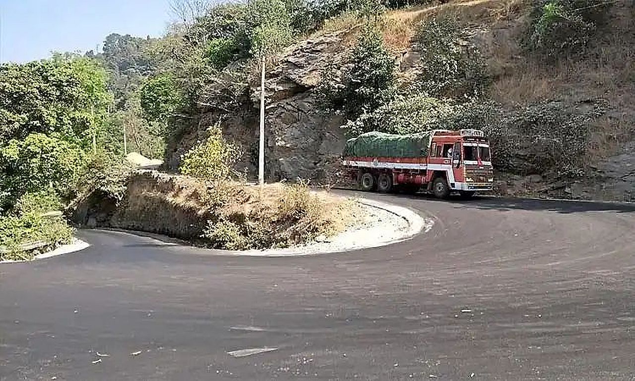 बालेबरे घाटी मार्ग पर बसों और हल्के वाहनों को मिली अनुमति
