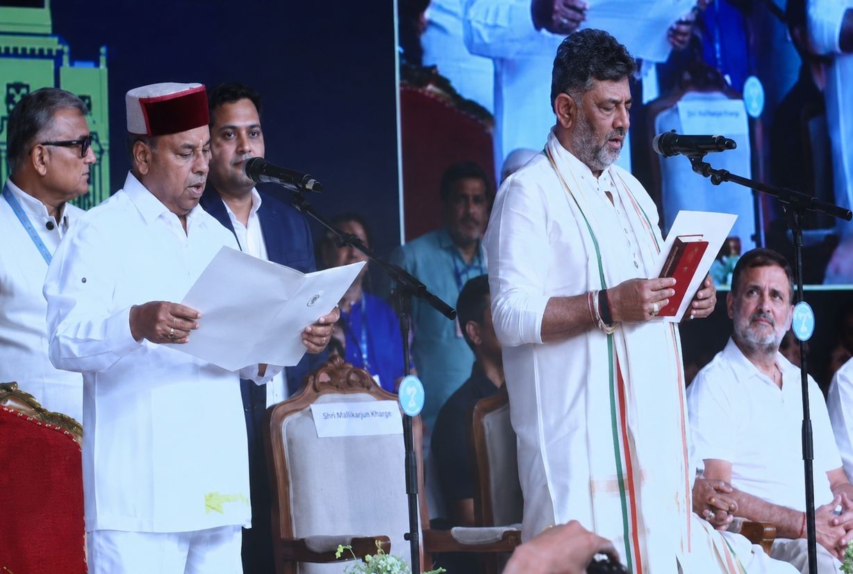 डीके शिवकुमार ने ली मुख्यमंत्री पद की शपथ