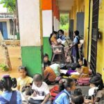 280 छात्रों पर सिर्फ सात कमरे, पांच की छत टपकती