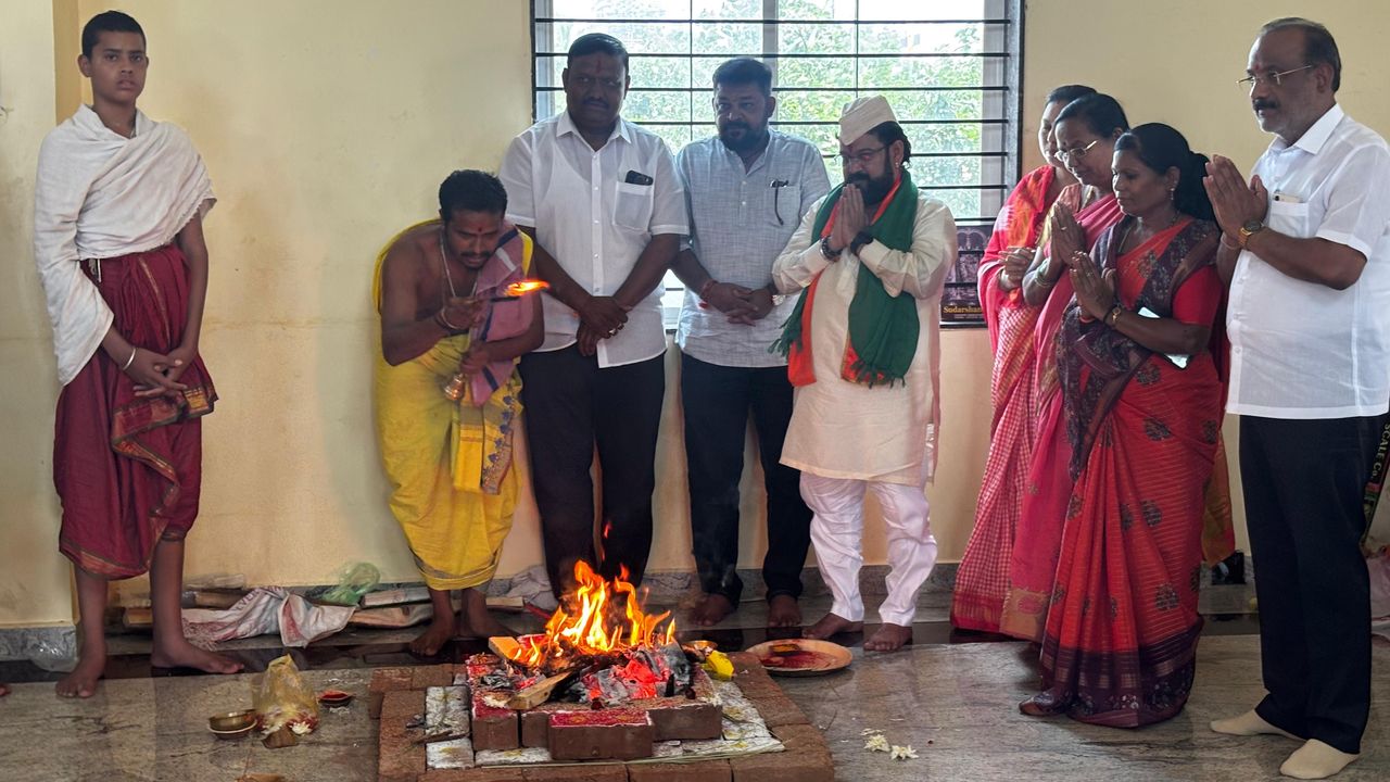 अच्छी बारिश की कामना को लेकर किसानों ने किया इंद्र होम