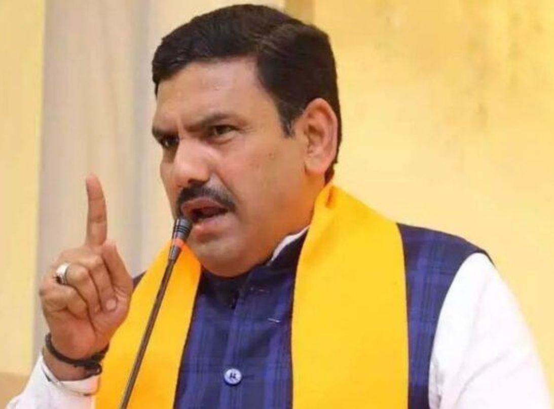 कैबिनेट विस्तार हुआ तो मुख्यमंत्री की कुर्सी नहीं बचेगी : विजयेंद्र
