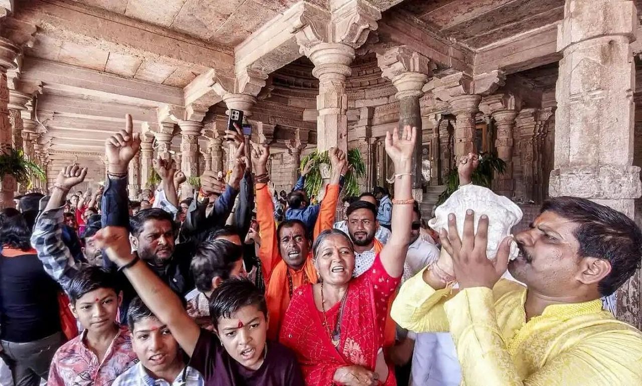 भोजशाला परिसर में नमाज के लिए दो घंटे का समय: सुप्रीम कोर्ट