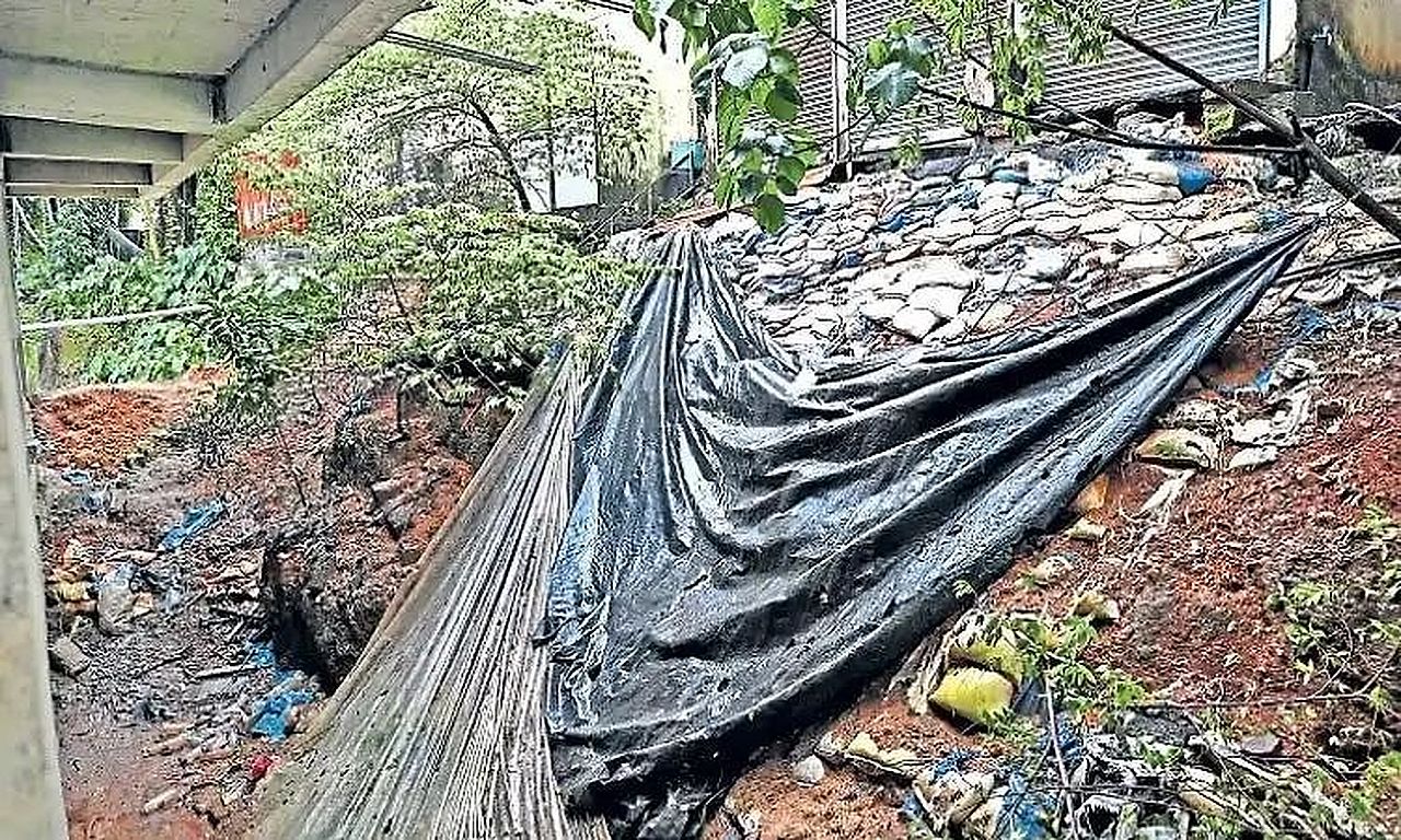भूस्खलन से कंकनाडी मांस बाजार पर खतरा