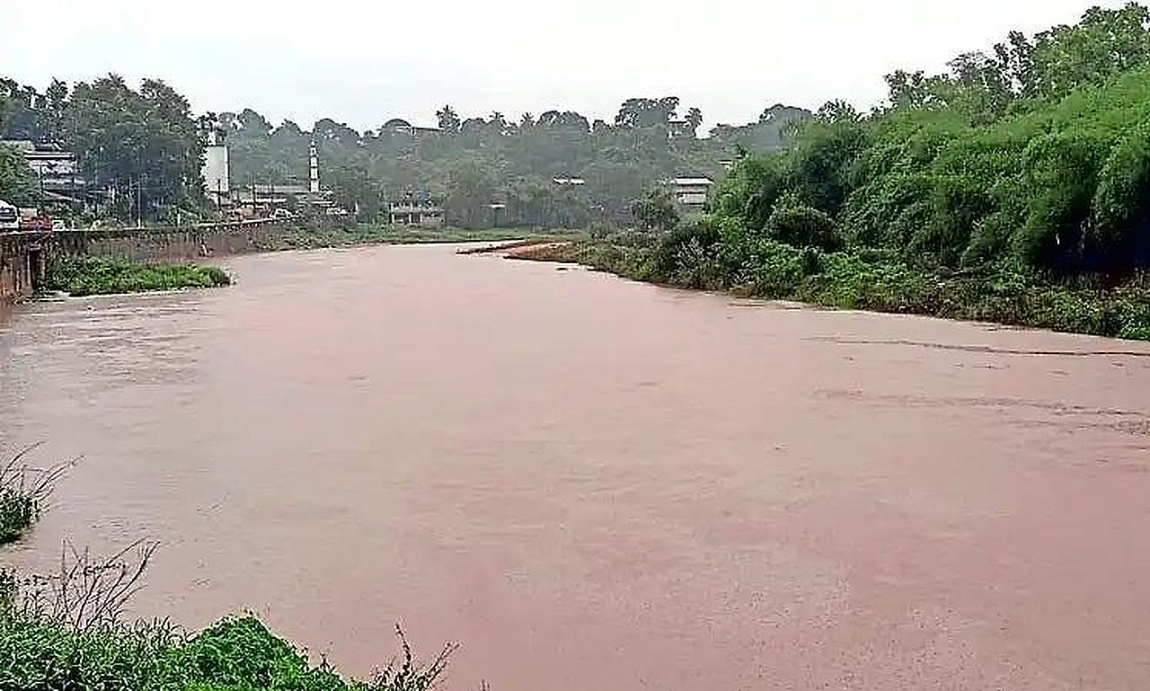 सूखती नदियां, बढ़ती चिंता
