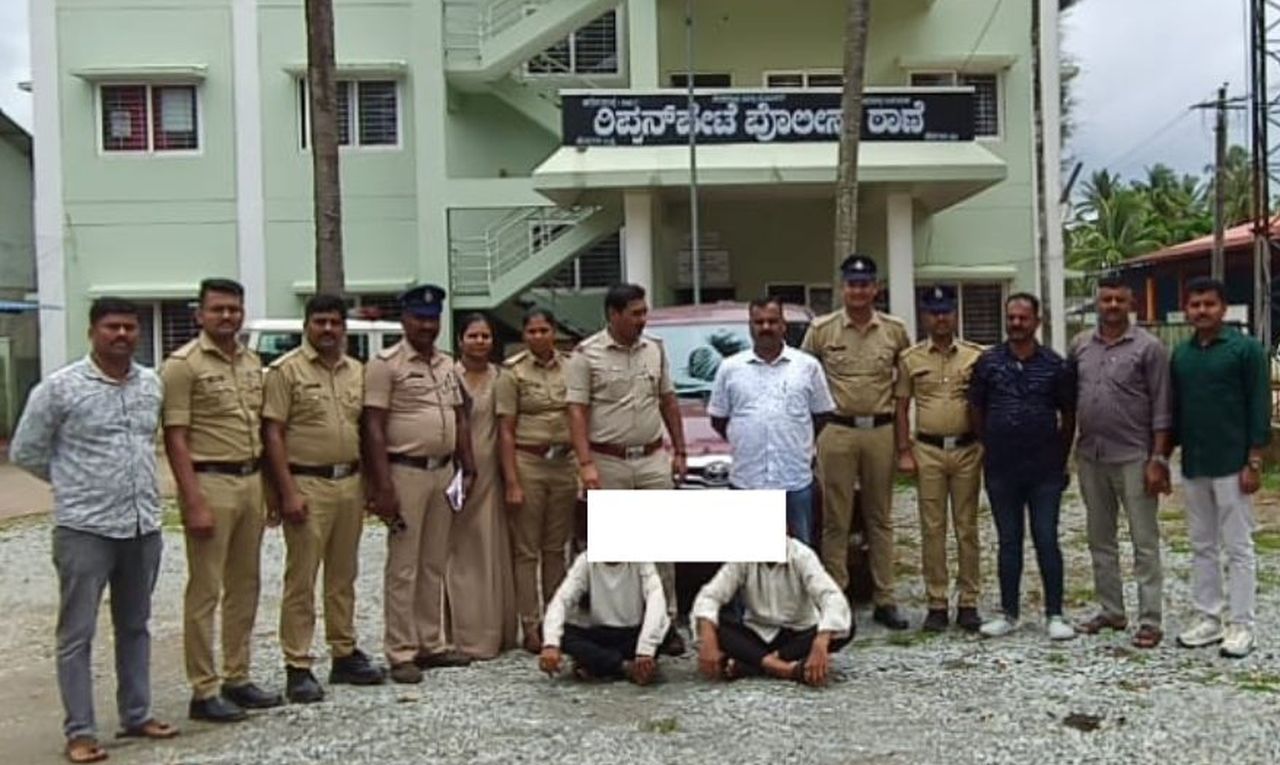 कार में मवेशी चोरी करने वाले दो आरोपी गिरफ्तार