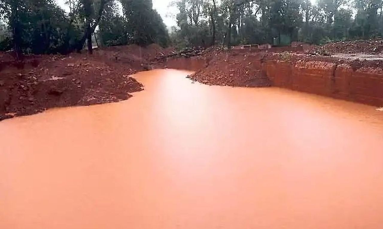 बारिश में मौत का खतरा: कुंदापुर-बयंदूर में खुले पड़े 20 से अधिक पत्थर खदान गड्ढे