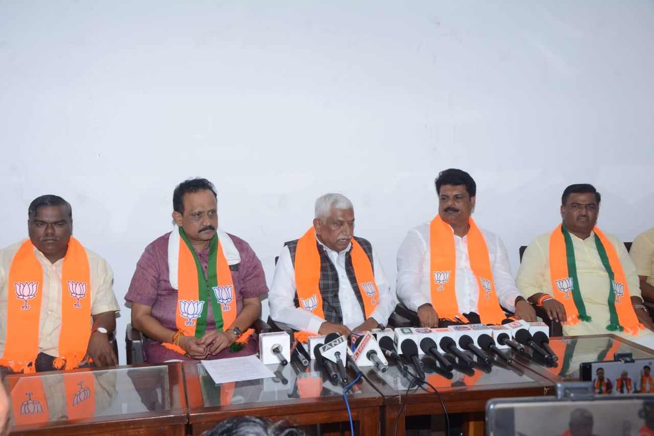 पिछड़ा वर्ग रिपोर्ट पर भाजपा का सरकार पर हमला