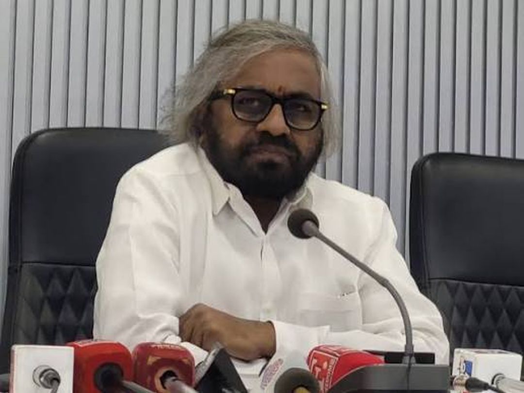 नागेंद्र के इस्तीफे की मांग पर घमासान, खंड्रे का रेड्डी बंधुओं पर पलटवार