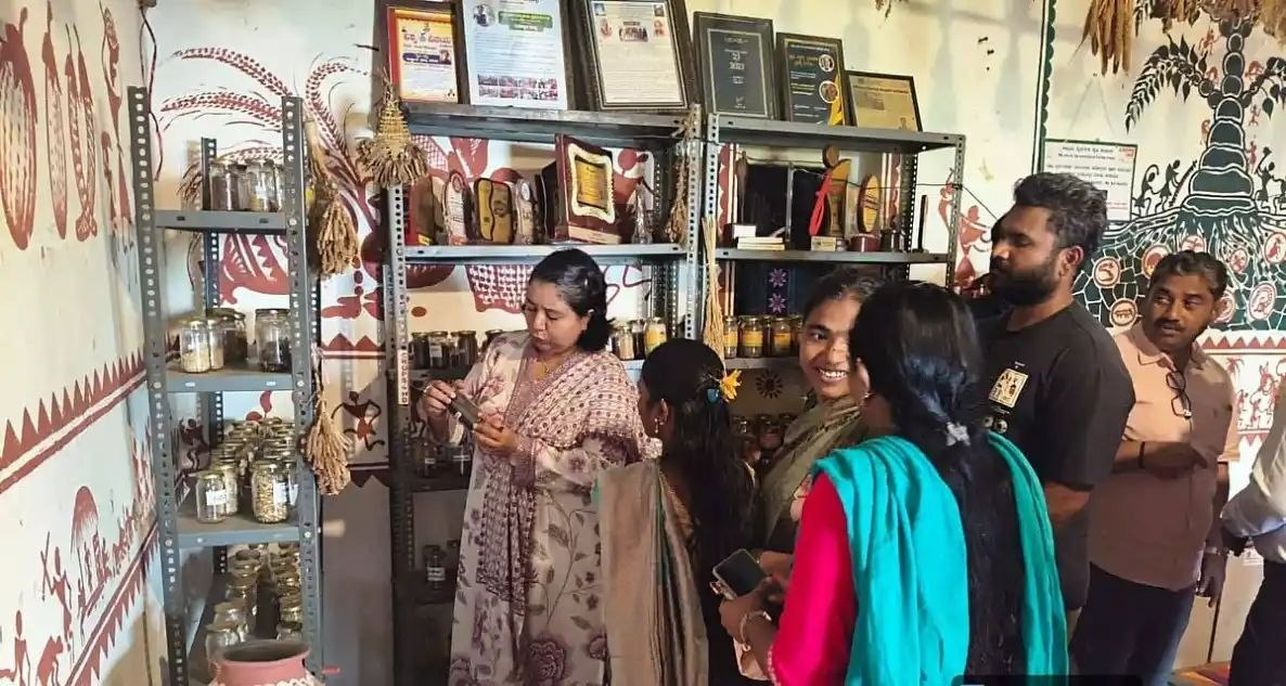 देशी बीज संरक्षण में महिलाओं की पहल बनी मिसाल
