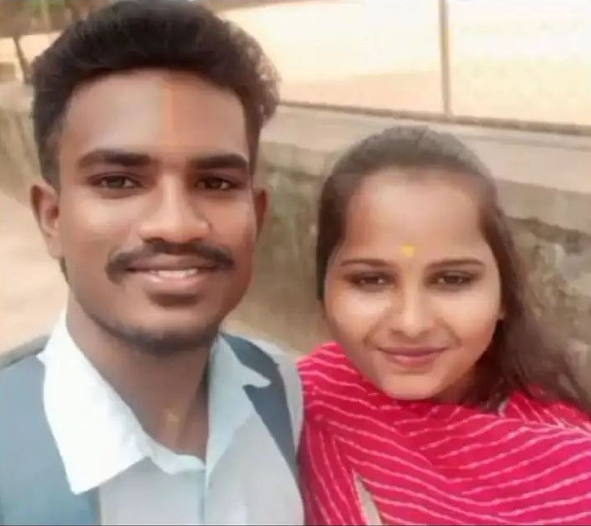 कडूर में ट्रेन से कटकर युवक-युवती की मौत